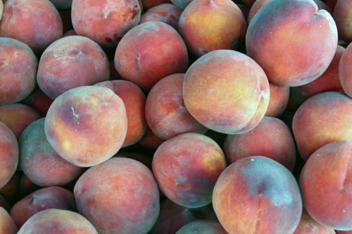 Персики – вкусные и полезные